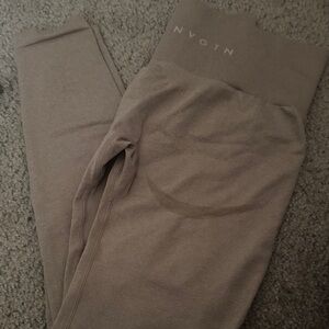 NVGTN Beige Contour Leggings
